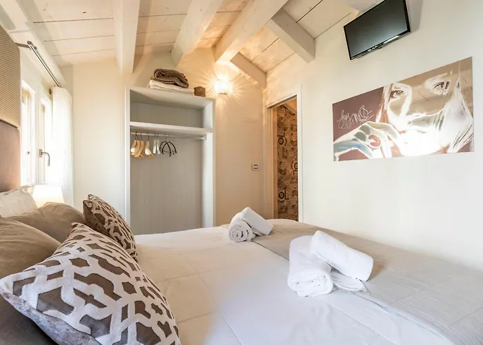 Angel's Luxury House *