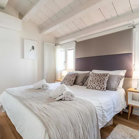 Angel's Luxury House *