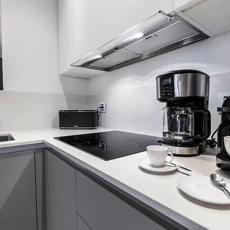 Angel's Luxury House アパート